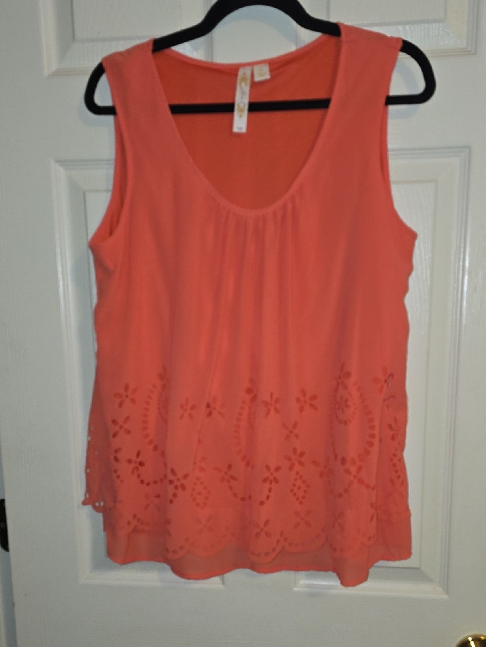 Adiva Coral Eyelet-Hem Sleeveless Camisole